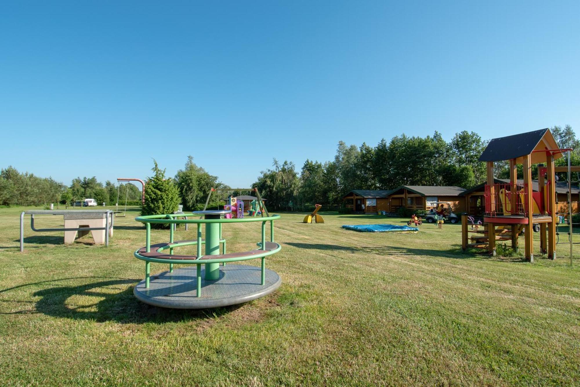 Bajkowy Zakatek Rusinowo - Dwa Baseny, Silownia, Plac Zabaw, Bardzo Blisko Plazy Экстерьер фото